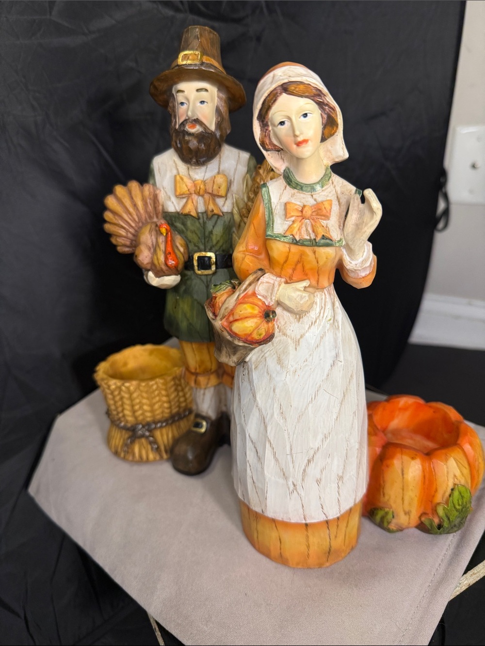 Kirkland Signature Harvest Pilgrim Couple Figurine Set in White, Orange & Green